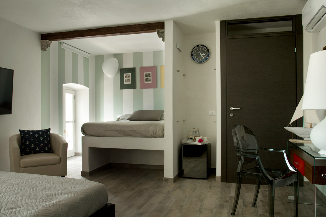Ora-Relais-al-porto-zimmer-airbnb-Garda